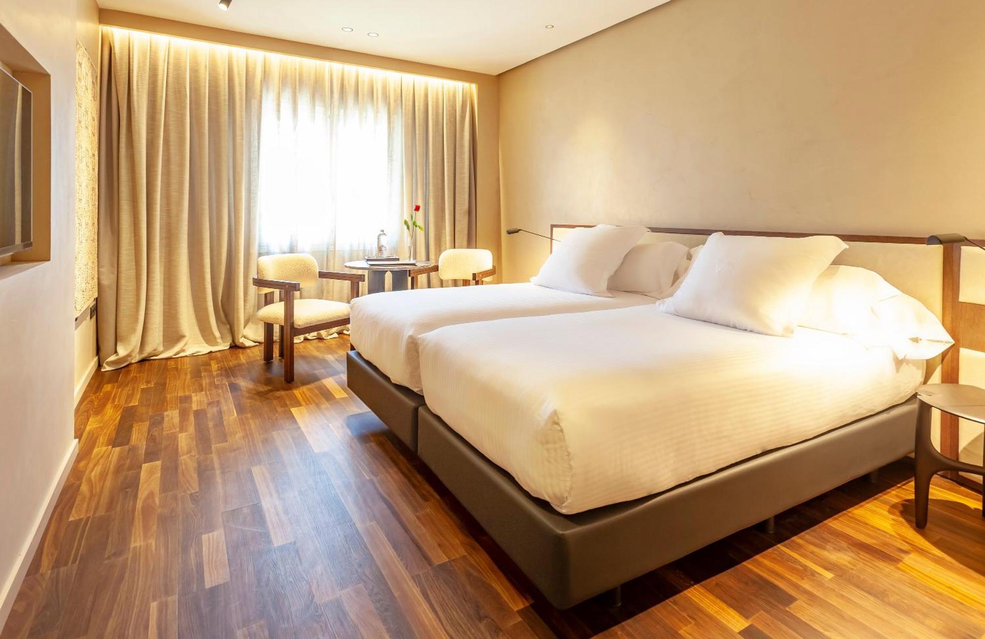 Real, A Member Of Preferred & Hotel 5*